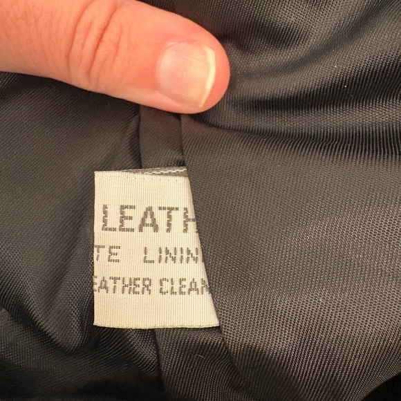 Vintage Soft Black Leather Skirt Size 8 - Picture 13 of 16